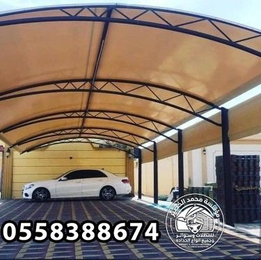 مظلات مواقف السيارات